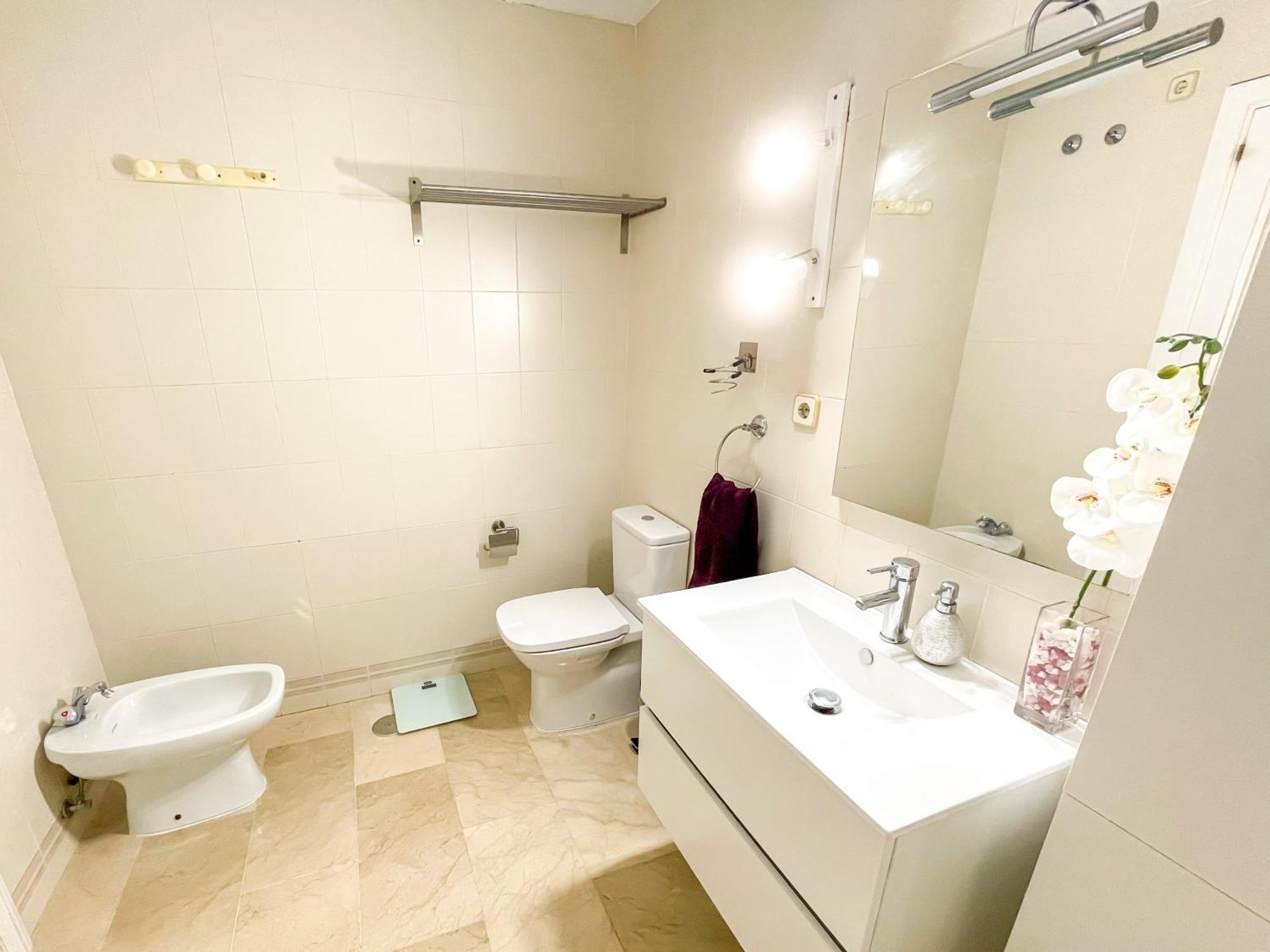 Modern Apartment With Terrace - 2 Min From The Beach Estepona Kültér fotó